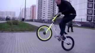 Как профессионал делает трюки на BMX