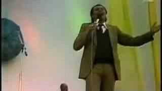 Legendary slovak singer of 70s, 80s Karol Duchoň- Svet bez