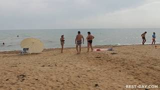Приморский посёлок (Феодосия 3 км), пляжи, отдых в Крыму, сентябрь 2017