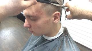 мужская стильная стрижка