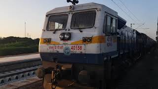Pune WDP4D with Karnataka Express speeds past me!