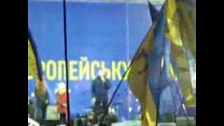 Владимир Кличко и его невеста Хайден на Евромайдане.