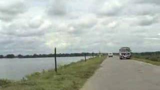 Drive through Udawalawe dam