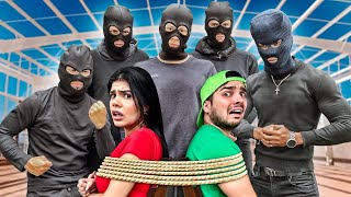 EL ÚLTIMO EN SER ATRAPADO GANA !!