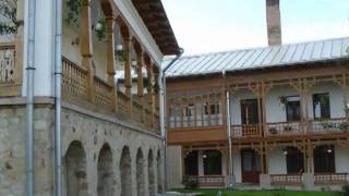 la Văratec 1