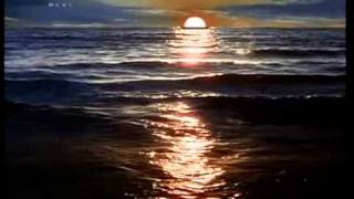 "Hawaii Five-O" title sequences - 1968 vs 2010 - HQ
