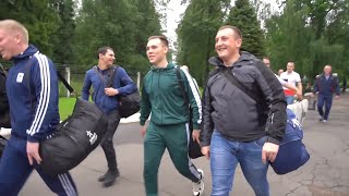 ახლა უკვე დაცულები ვართ: ვაქცინის გამომცდელი მოხალისეები საავადმყოფოდან გაეწერნენ