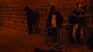 A handicapped homeless man in Peru with a magical voice.