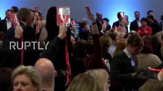 Germany: SPD votes in favour of Grand Coalition talks by 362 votes to 279