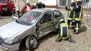 Feuerwehr Aktionstag 2014 - Übung Hilfeleistung Verkehrsunfall