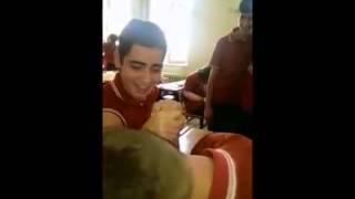 Liseli ananı siktim çocuğu bilek güreşi (Vol1)