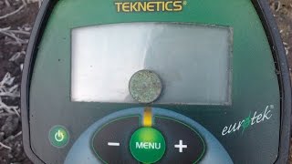 Тест глубины металлоискателя Текнетикс Евротек 8