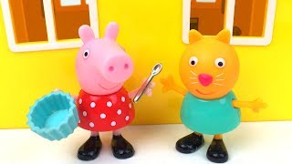 STORY WITH PEPPA PIG AND CANDY CAT A BAKING ADVENTURE COOKIE EXPERIMENT WITH PICKLES & ORANGES