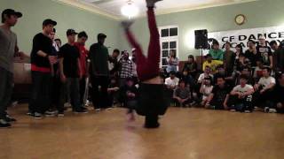 Squishy Docious vs Runaway Tribe - Rock City 5 (part 1)