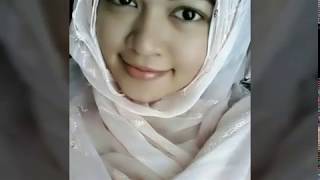 Cewek Cantik Berhijab ( bokep )
