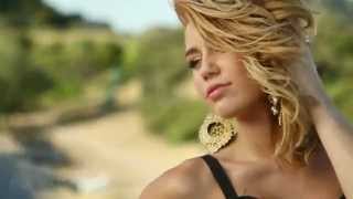 Miley Cyrus (Marie-Claire Photoshoot 2012)