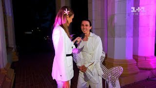 Дизайнер Жан Гріцефальд прийшов з літачком на церемонію Cosmopolitan Awards