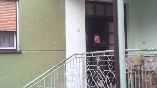Crazy grandma 2 Luda i pijana baba 2 :)