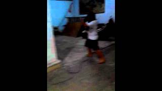Anak kecil ciuman sama tante tante