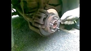 Натягивает ручной тормоз Kia Ceed ч.1