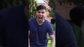 COMPLETA LA CANCIÓN CON UNA SOLA PALABRA O BOTELLAZO !!