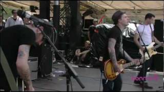 The Gaslight Anthem - Bring It On (Bonnaroo 2010)