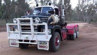 Diamond T Detroit Diesel 6V53