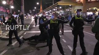 Australia: Hundreds protest as Melbourne enters 6th lockdown amid new COVID cases