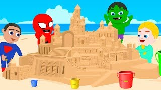 SUPERHERO BABIES MAKE GIANT SAND CASTLE ❤ Spiderman, Hulk & Frozen Elsa Play Doh Cartoons For Kids