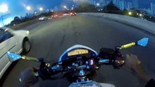 FUGINDO DA CHUVA NA IMIGRANTES.VÁRIOS RAIOS!CAMARO PRESO NO TRANSITO - MUMU - HONDA HORNET BRANCA