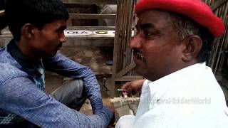 Odd jobs : Traditional ear cleaner in India