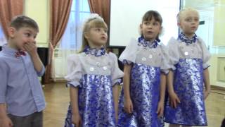 В лапку шмель