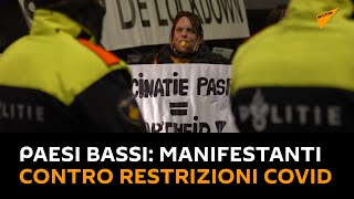 Paesi Bassi: manifestanti contro restrizioni Covid
