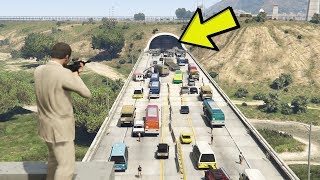 GTA 5 - YOLU KAPATIP BU TÜNELDE NE SAKLIYORLAR? (GTA 5 MODS)
