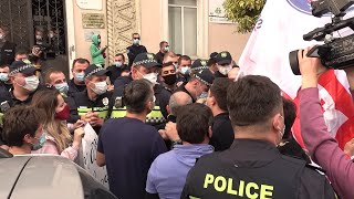 Оппозиция протестовала в Зугдиди около окружной комиссии Самегрело