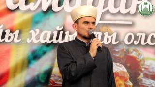 Ифтар для постящихся провели в крупнейшей мечети Крыма – «Хан-Джами» (21.06.2015)