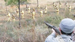 共軍瘋狂打游擊，日軍被打得精神衰弱，一聽到槍聲就嚇得跪地求饒！ ️ 抗日