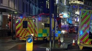 Londra, crollo in un teatro, si temono vittime