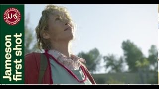 Короткометражный фильм «Прыгай!» (Jump) c Умой Турман (Uma Thurman)  в главной роли