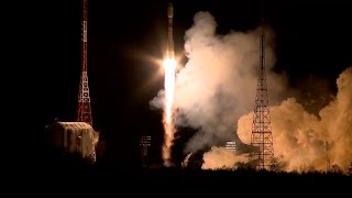 Soyuz-2.1b launches OneWeb 4