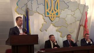 Головний лікар Переяслав_хмельницької ЦРЛ Якименко спить на сесії РР йому 65 років