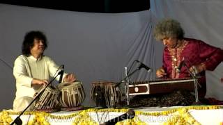 Zakir Hussain: A treat for music lovers