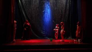 Le Magicien d'Oz, le spectacle français joué par des eleves russes.