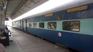 Late Running 12628 Karnataka SF Express Departing Agra Cantt...!!