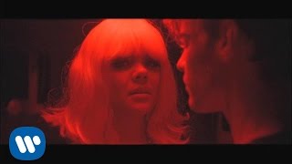 Bat For Lashes - A Wall
