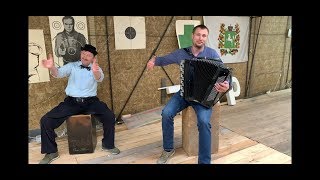 2 Часть  ПРОСТО ШЕДЕВР ! ! ! РЕБЯТА В ТИРЕ  ОТОЖГЛИ по ПОЛНОЙ ! РУКИ ВВЕРХ ЛУЧШИЙ ПАРЕНЬ. НА БАЯНЕ.