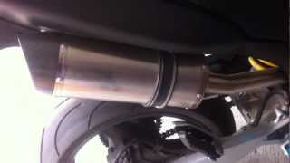 Hornet 600 del 2001 con scarico ROADS ITALIA e RX1N