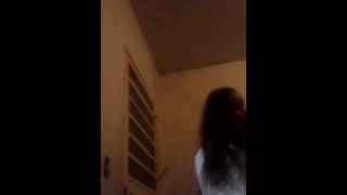 Menina gostosa dancando