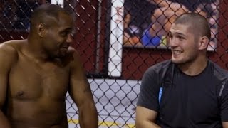 Хабиб "сбивает" деньги с Даниэля Кормье, боец Bellator хочет подраться с карликом