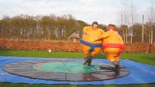 Stoeiende dikkers in een string